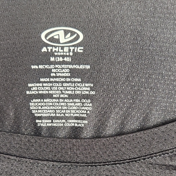 Athletic Works Black Short Sleeve Tee Soft Cotton Blend - Picture 2 of 4